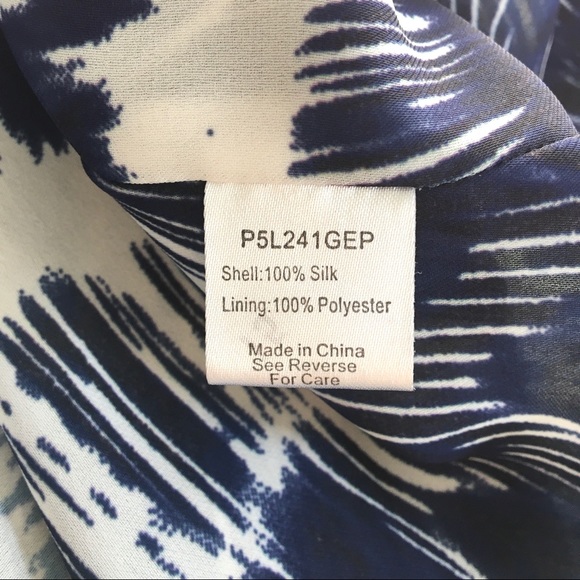 Parker Ikat Tie Dye Silk Dress with Flutter Sleeves in Blue and White Medium M - Picture 6 of 9